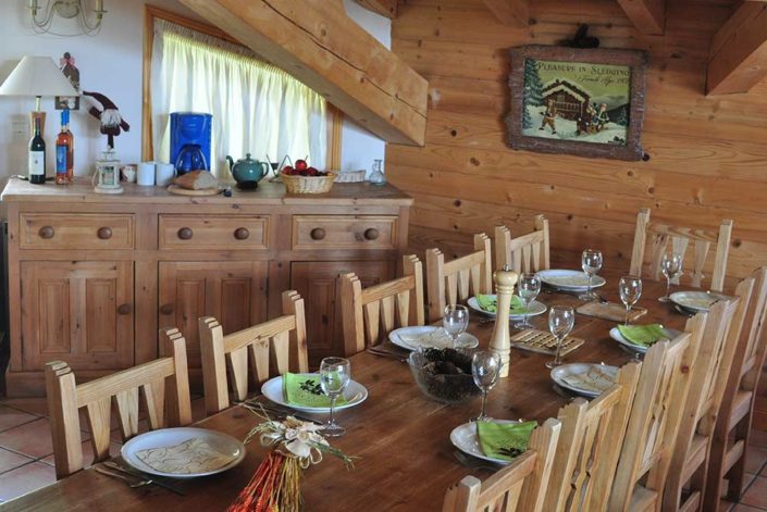 Chalet Jamais Bleu Gallery Image 6